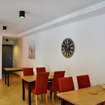 Lesna Plaza Apartamento Brenno