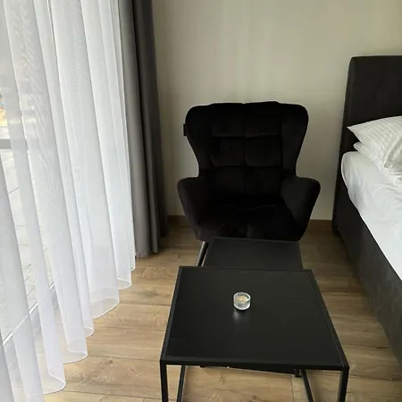 Lesna Plaza Brenno